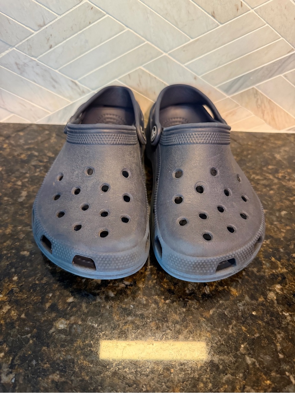 CROCS Kids Classic Navy Blue Clogs Size Kids 2 / Women’s 4